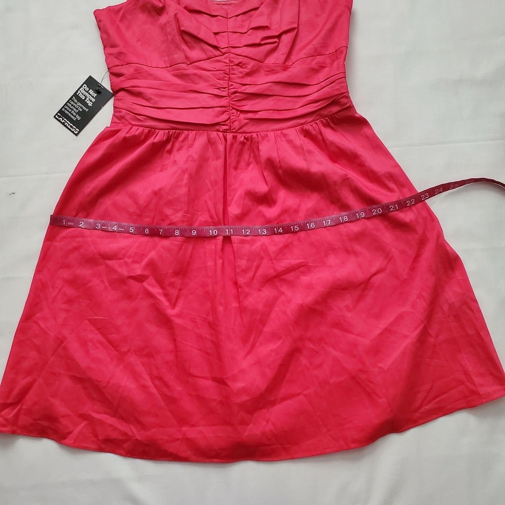 EXPRESS Women's Sweetheart Neckline Ruched Bodice Hot Pink Mini Dress Size 12 - Picture 11 of 12